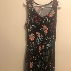 Medium slinky Nicki Lularoe